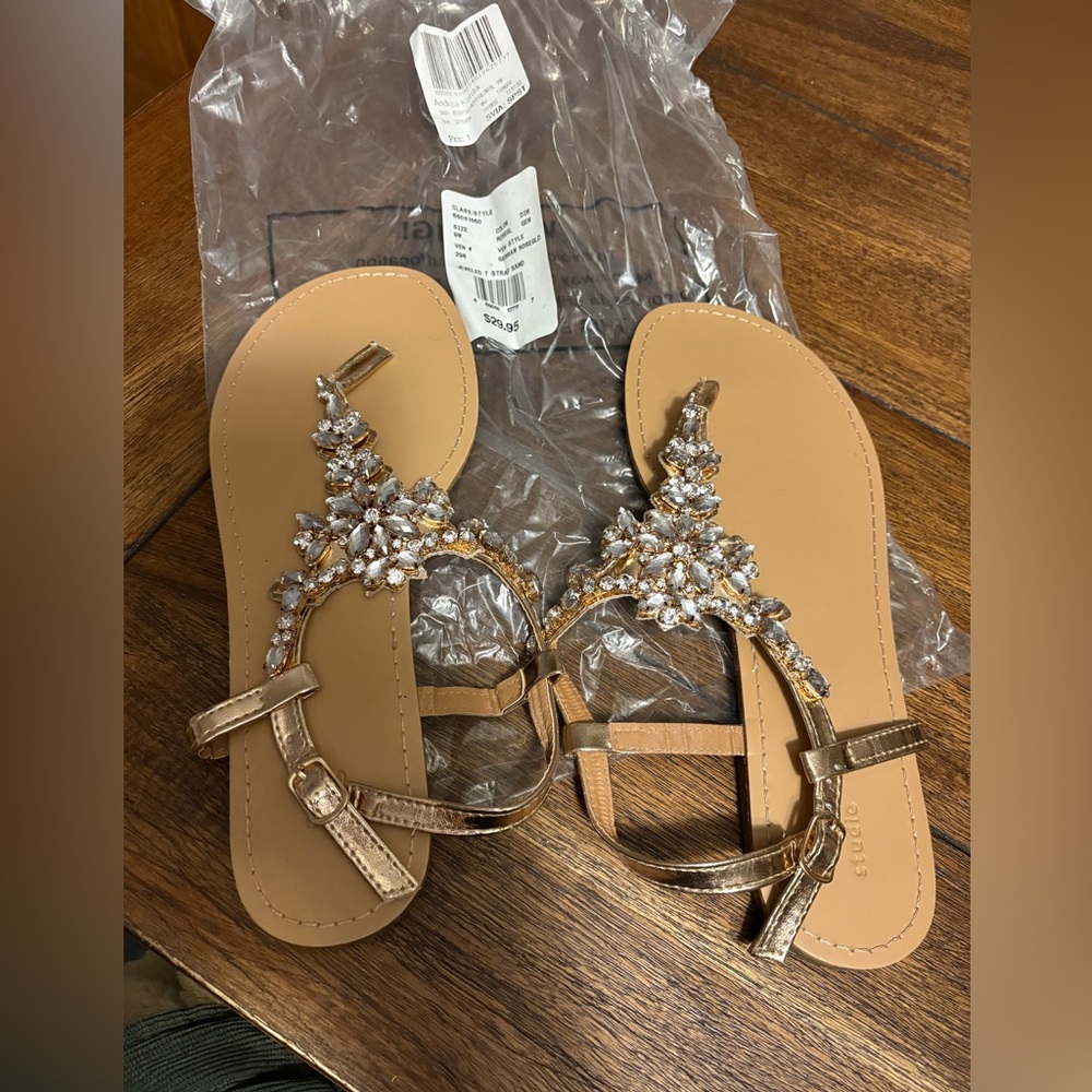 David's Bridal Tan Sandals with Clear Crystal Embellishment - Picture 2 of 4